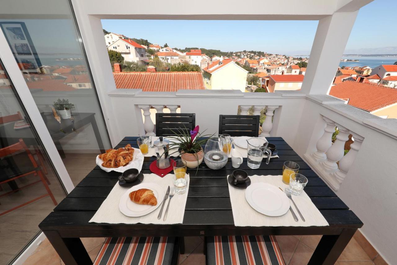 Apartment Zanov Preko Luaran gambar