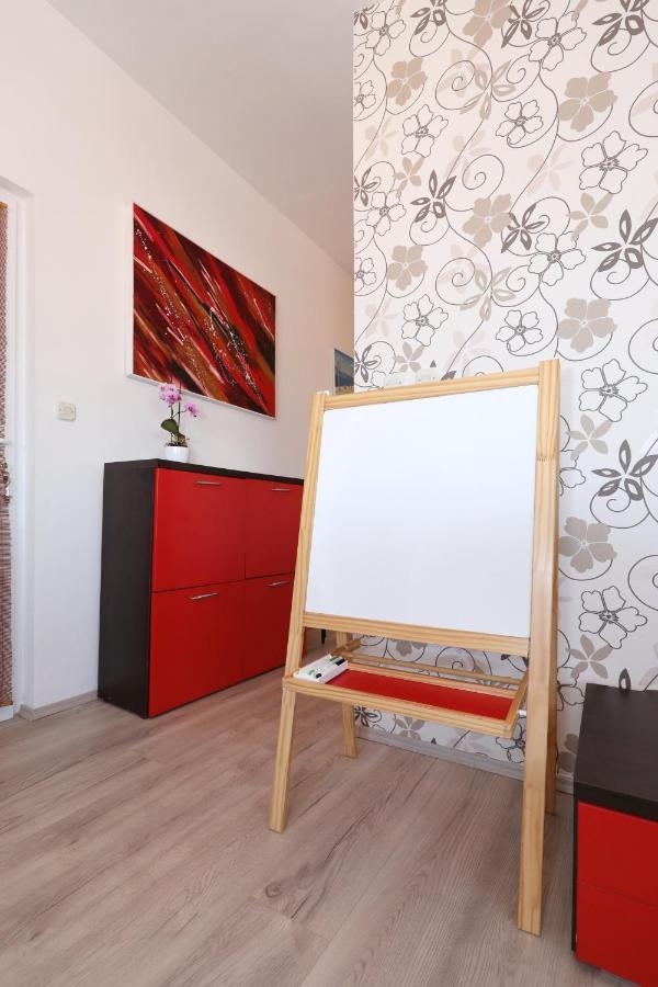 Apartment Zanov Preko Luaran gambar